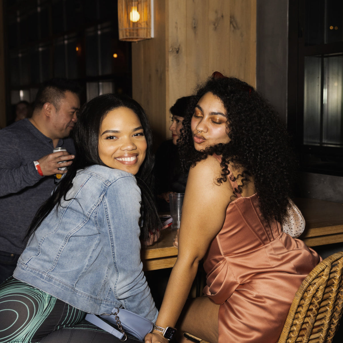 TAMPA BAY: April Singles Happy Hour